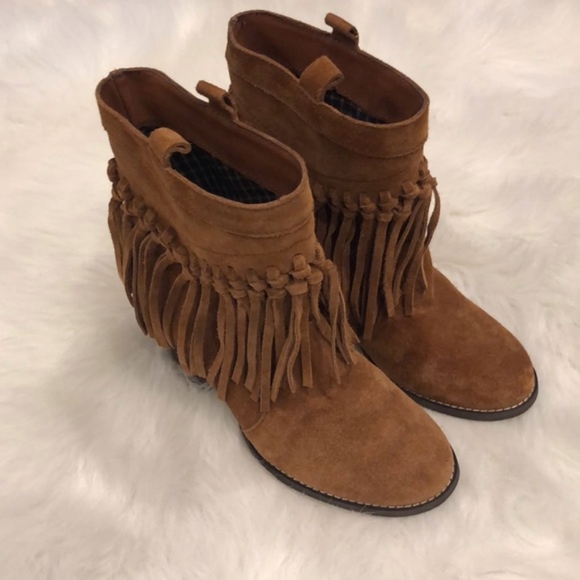 NEW Sbicca Sound Fringe Bootie - Picture 3 of 7